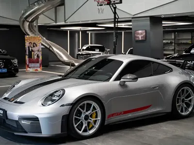Porsche 911 · 2026 год