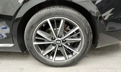 Hyundai Grandeur 2020, 166766 км, за 9578.27 USD