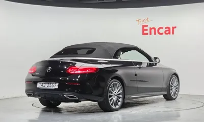 Mercedes-Benz C-Class 2018, 13633 км, за 20977.21 USD