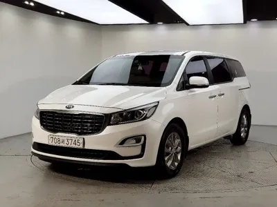 Kia Canival · 2020 год