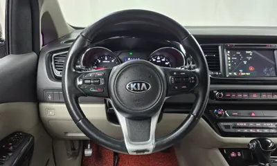 Kia Canival 2016, 72594 км, за 7548.9 USD - фото 13