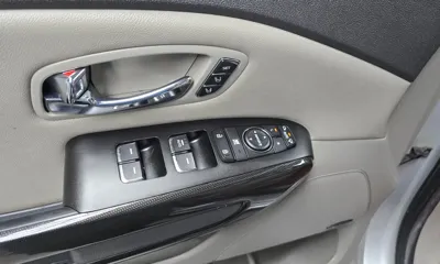Kia Canival 2016, 72594 км, за 7548.9 USD - фото 17