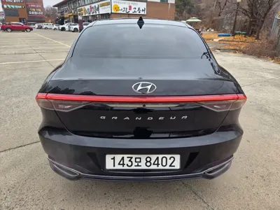 Hyundai Grandeur 2023, 93388 км, за 13238.4 USD
