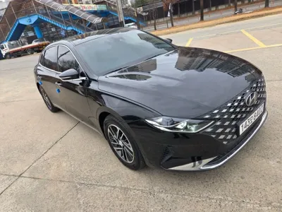 Hyundai Grandeur 2023, 93388 км, за 13238.4 USD
