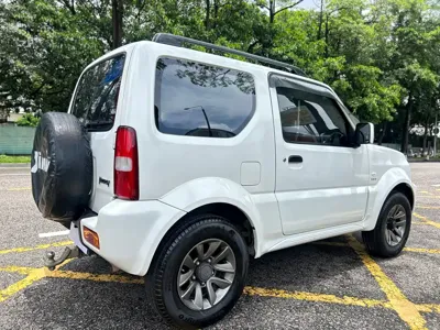 Suzuki Jimny 2016, 100000 км, за 9387.69 USD
