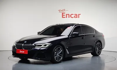 BMW 5-Series · 2022 год