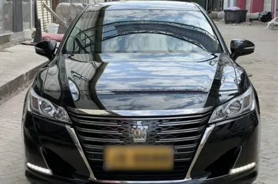 Toyota Crown 2018, 80000 км, за 22859 USD - фото 2