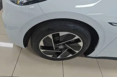 Volkswagen ID.3 2023, 34000 км, за 13768 USD - фото 10