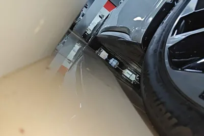 Volkswagen ID.3 2023, 34000 км, за 13768 USD - фото 26