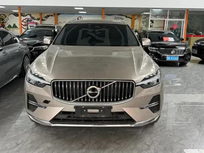 Volvo XC60 2024, 21000 км, за 23322.09 USD