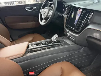 Volvo XC60 2024, 21000 км, за 23322.09 USD - фото 14