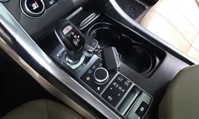Land Rover Range Rover Sport 2016, 106398 км, за 13615.64 USD - фото 9