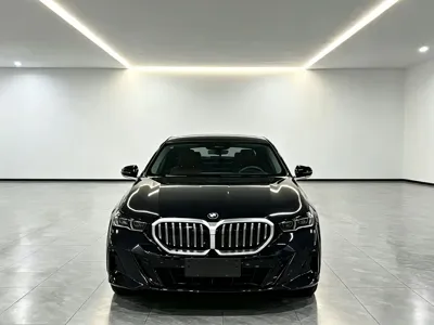 BMW 5 Series 2025, 16000 км, за 29060.65 USD