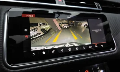 Land Rover Range Rover Velar 2019, 93320 км, за 18511.23 USD - фото 15