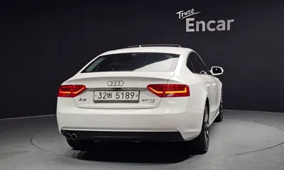 Audi A5 2014, 102665 км, за 4823.26 USD