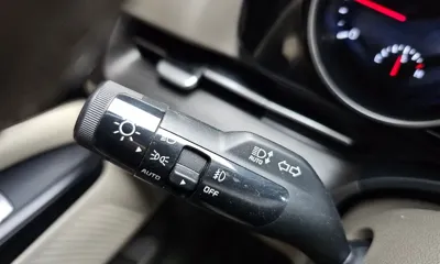 Kia Canival 2021, 75688 км, за 12964.18 USD - фото 28