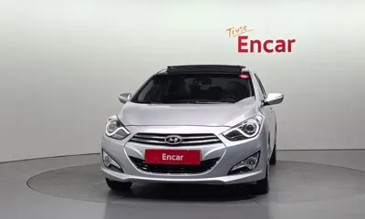 Hyundai i40 2014, 68297 км, за 4683.84 USD
