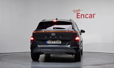 Hyundai Kona 2025, 61091 км, за 15864.63 USD