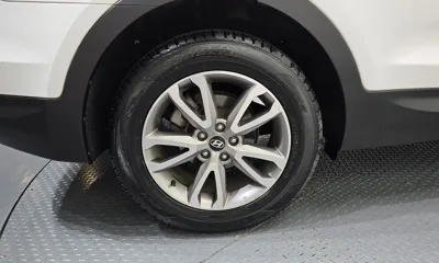 Hyundai Santafe 2014, 146003 км, за 6236.05 USD