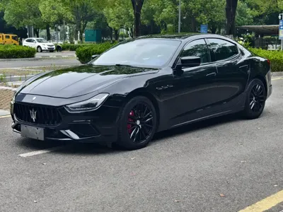 Maserati Ghibli · 2015 год