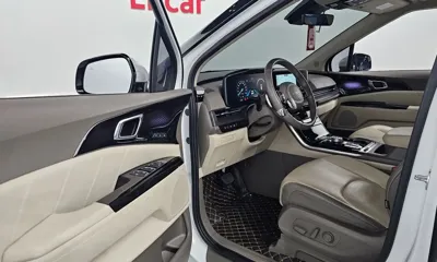 Kia Canival 2023, 31497 км, за 26092.69 USD - фото 11