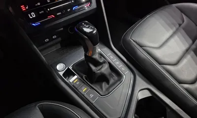 Volkswagen Tiguan 2021, 53109 км, за 19144.36 USD - фото 9