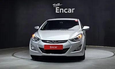 Hyundai Avante 2014, 65695 км, за 4332.41 USD
