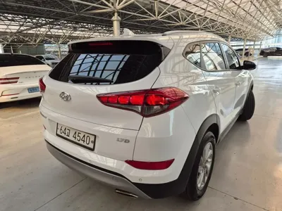 Hyundai Tucson 2018, 77112 км, за 6498.62 USD - фото 8