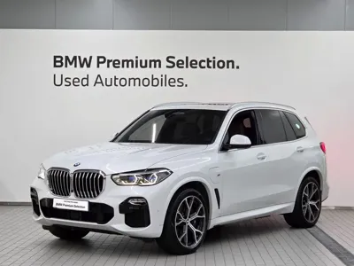 BMW X5 · 2021 год