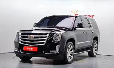 Cadillac Escalade · 2018 год