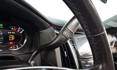 Cadillac Escalade 2018, 110998 км, за 20802.18 USD - фото 9