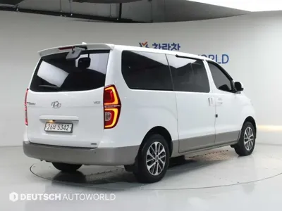 Hyundai Starex 2018, 96510 км, за 13524.9 USD