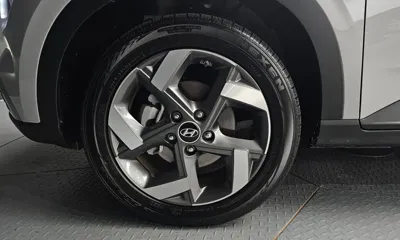 Hyundai Venue 2024, 20192 км, за 14966.52 USD