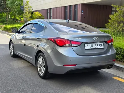 Hyundai Avante 2015, 102336 км, за 4680.49 USD