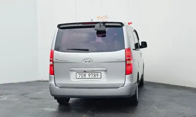 Hyundai Starex 2017, 159918 км, за 6475.06 USD
