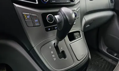 Hyundai Starex 2017, 159918 км, за 6475.06 USD - фото 9