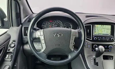 Hyundai Starex 2017, 159918 км, за 6475.06 USD - фото 12