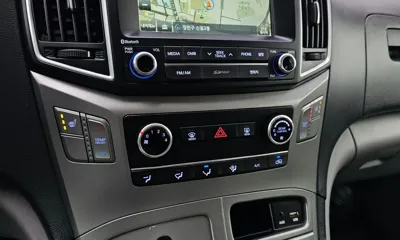 Hyundai Starex 2017, 159918 км, за 6475.06 USD - фото 18