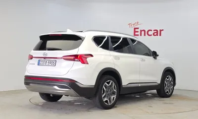 Hyundai Santafe 2023, 65813 км, за 18214.95 USD