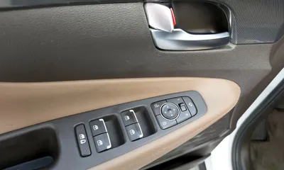 Hyundai Santafe 2023, 65813 км, за 18201.9 USD - фото 28
