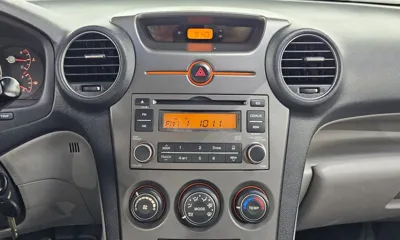 Kia Carens 2008, 182032 км, за 1980.13 USD - фото 16