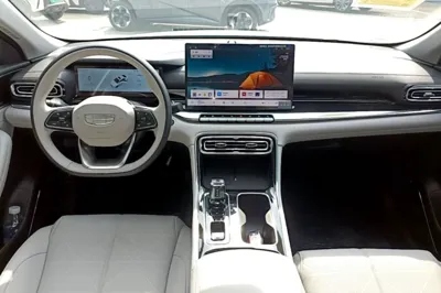 Geely Auto Emgrand 2026, 100 км, за 13236 USD - фото 17