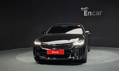 Kia Stinger 2019, 127380 км, за 10097.73 USD