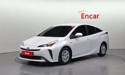 Toyota Prius · 2022 год