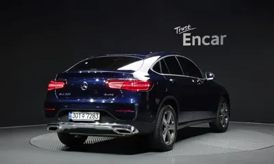 Mercedes-Benz GLC-Class 2019, 118634 км, за 17395.3 USD