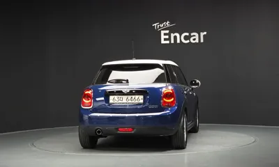 MINI Cooper 2018, 84397 км, за 6049.97 USD
