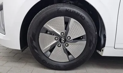 Hyundai Ioniq 2020, 82103 км, за 9584.88 USD