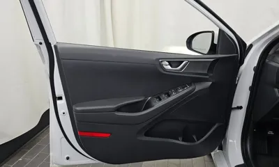 Hyundai Ioniq 2020, 82103 км, за 9518.18 USD - фото 24