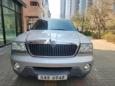 Lincoln Aviator 2004, 242000 км, за 3435.74 USD