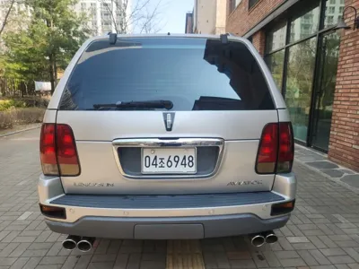 Lincoln Aviator 2004, 242000 км, за 3435.74 USD